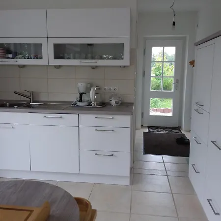 Haus Rosengarten- Ruhige Ferienwohnungen Im Gruenen Sehlen Eksteriør billede