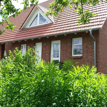 Haus Rosengarten- Ruhige Ferienwohnungen Im Gruenen Sehlen Eksteriør billede