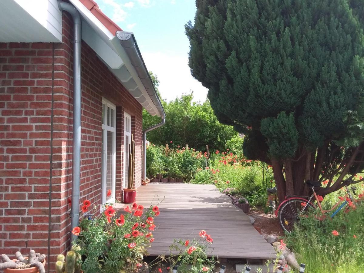 Haus Rosengarten- Ruhige Im Gruenen * Sehlen